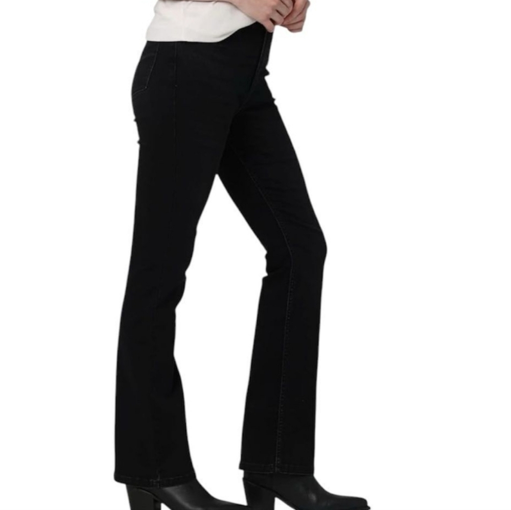 Wrangler Ladies' High-Rise Bootcut Jeans, Black, Size 16/36 - New - Picture 3 of 15